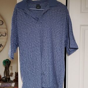 Men's three button polo golf shirt